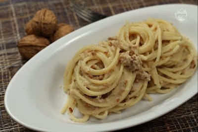 Scopri di più sull'articolo Bigoli in salsa di noci alle spezie