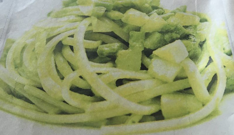 Linguine al pesto con patate e fagiolini